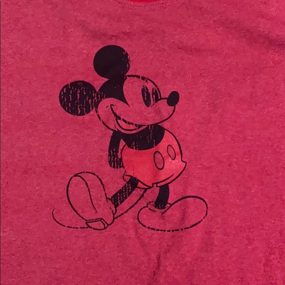 Disney shirt ^.^ - Picture 2 of 3